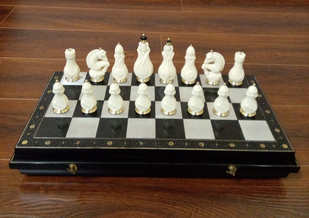 Шахмати, шахи СССР- Сибірський сувенір.