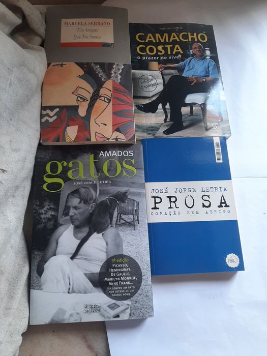 18 livros das fotos.novos.3€ cada.entrega Cartaxo ou envio Ctt.
