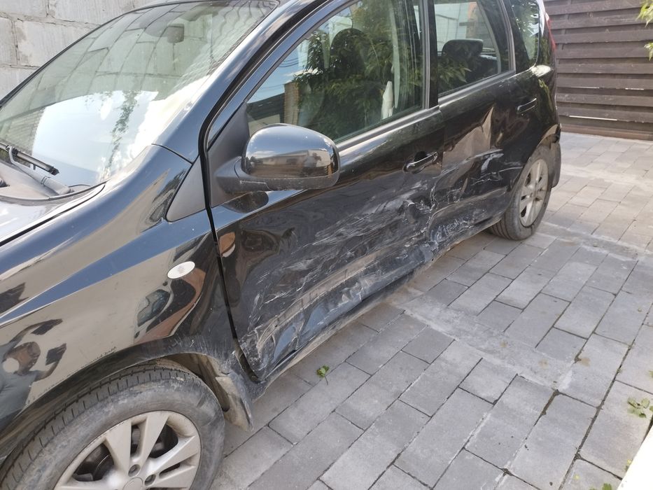 Продам нісан ноту