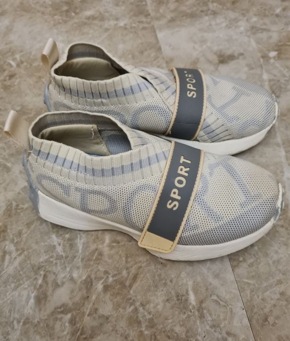 Кросівки для двору текстиль на теплу весну літо