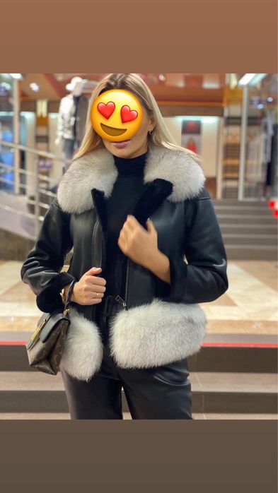 Зимова шкіряна дублянка з песцем розмір с/м.