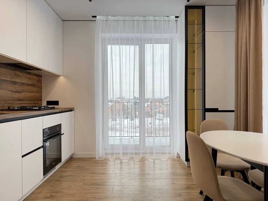 Однокімнатна з балконом в ЖК Долішній