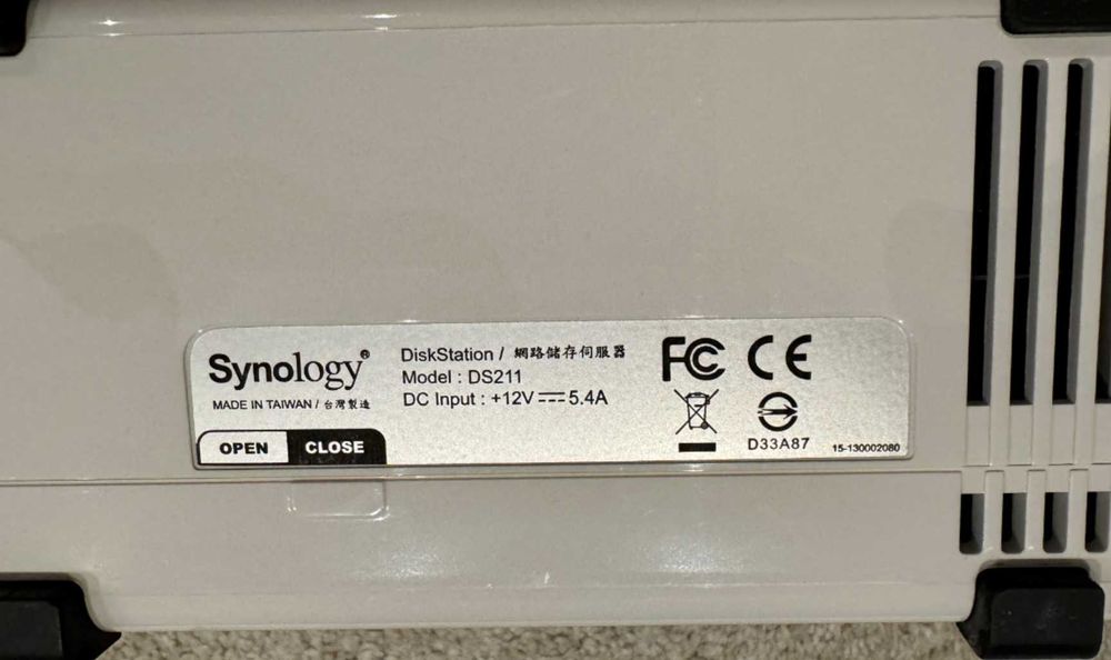 Synology DiskStation DS211 - Serwer plików, 2x Seagate 2TB