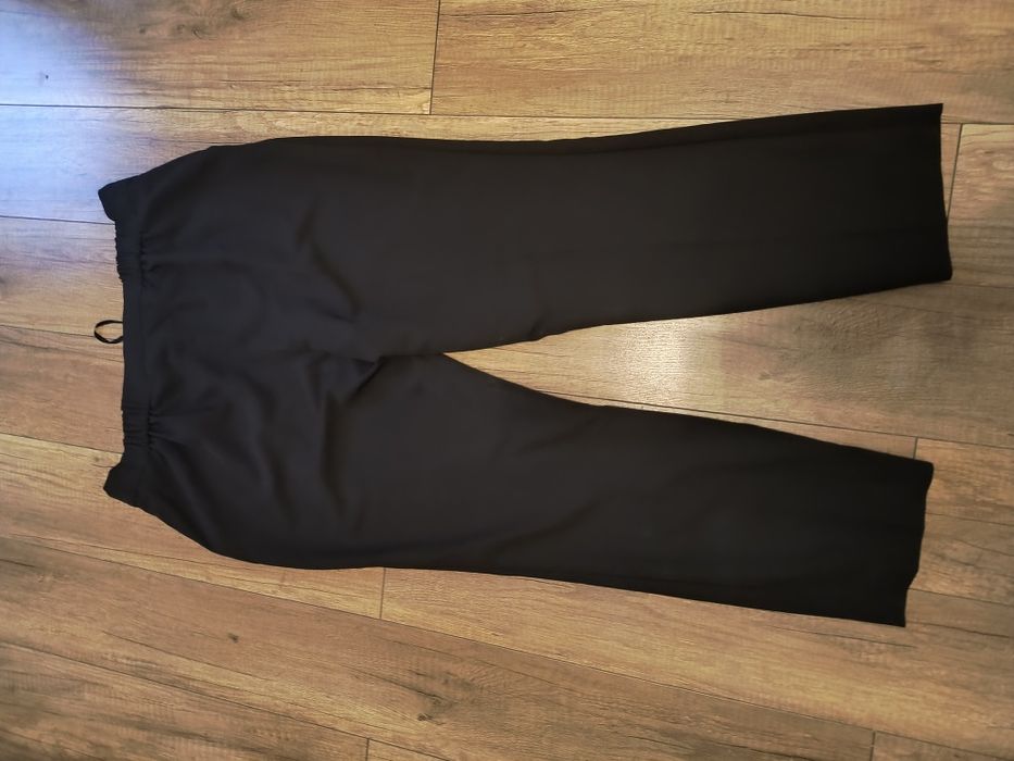 czarne eleganckie spodnie rozmiar 46.