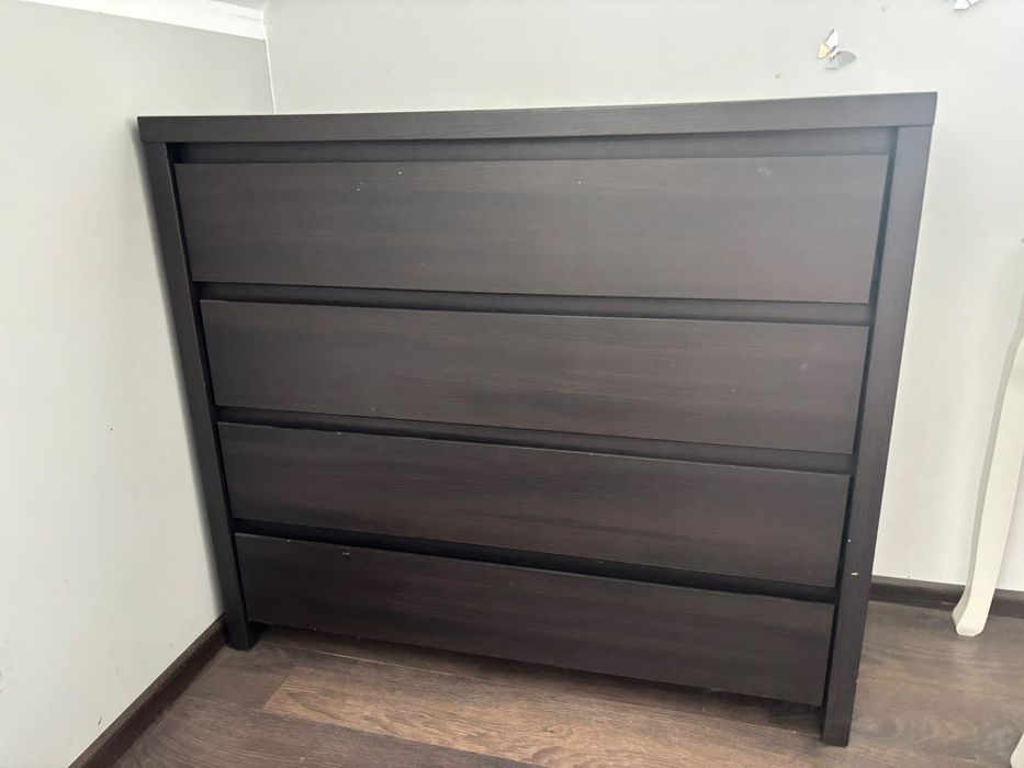 Komoda wenge 4 szuflady