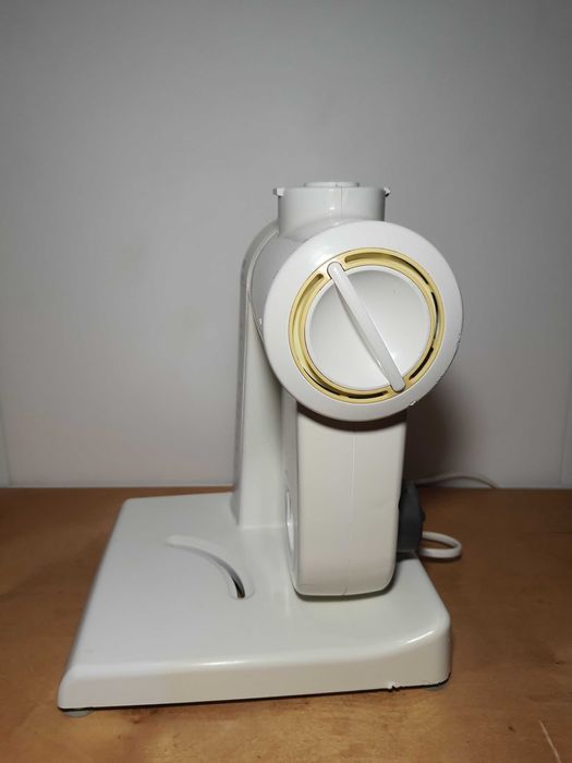 Кухонный комбайн  BOSCH  MUM 4655  ( аксессуары и комплектующие ).