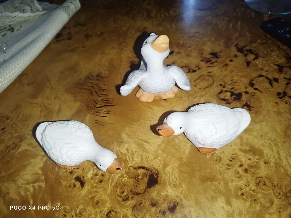 Gąska , gęsie figurki.