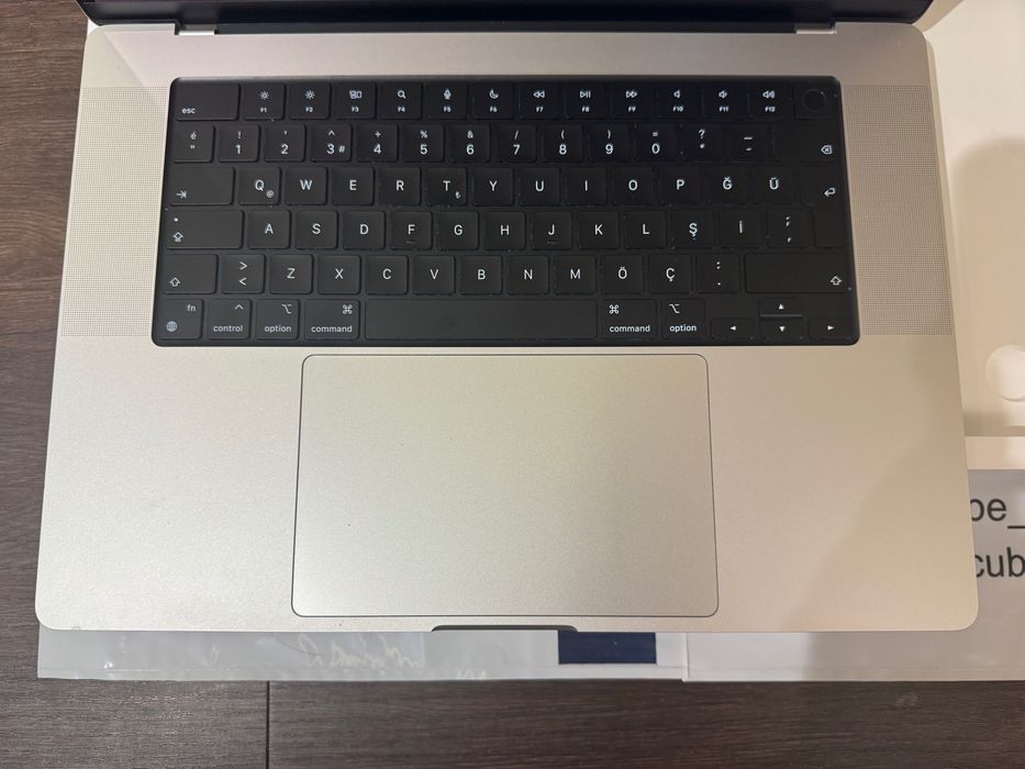 MacBook Pro 16 M1 Pro Chip 16Gb 512 Gb/10CPU/16GPU Silver (MK1E3)