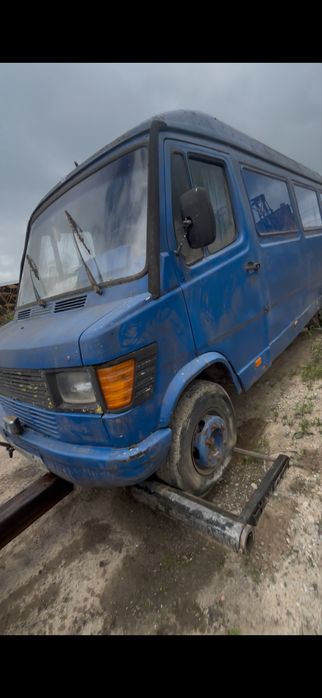 Продам Мерседес 207 і 308 позапчастинах