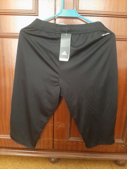 Bermudas oficial Adidas