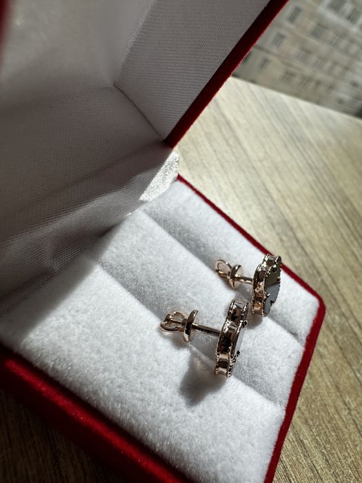 Сережки Van Cleef золото