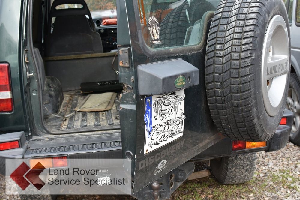 Klapa bagażnika Land Rover Discovery I różne kolory