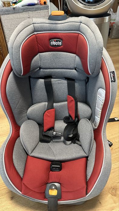 Автокрісло chicco nextfit