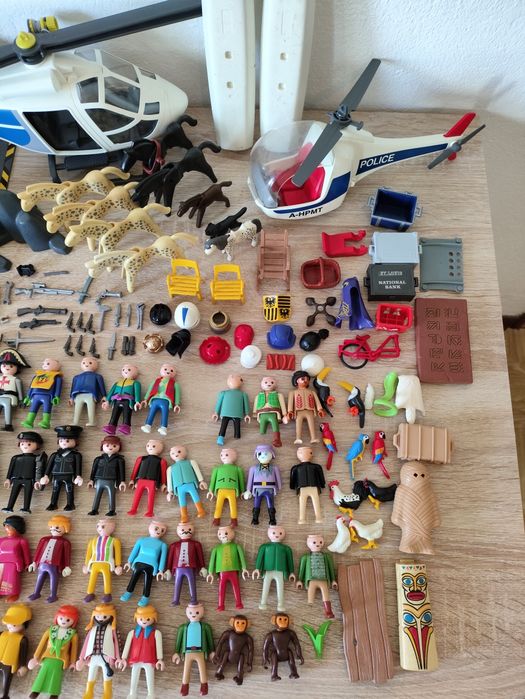 +200 Peças Lote Variado Playmobil anos 2000