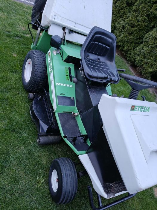 Traktorek kosiarka Etesia H100 Kawasaki hydro