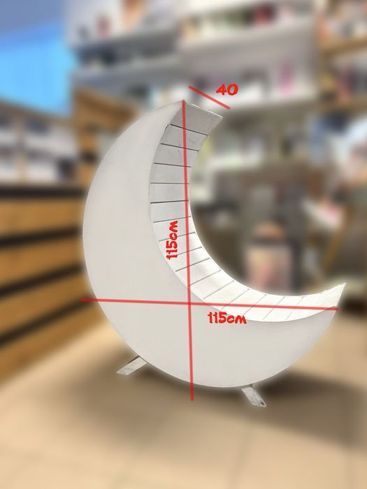 Реквізит для дитячоі фотосесіі , місяць для новорічноі фотосесіі