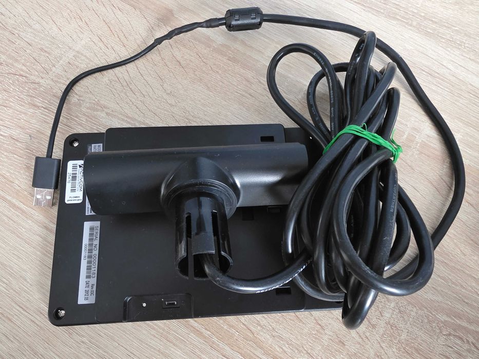 Monitor Fujitsu KD02902 Plug and Play - USB 6132