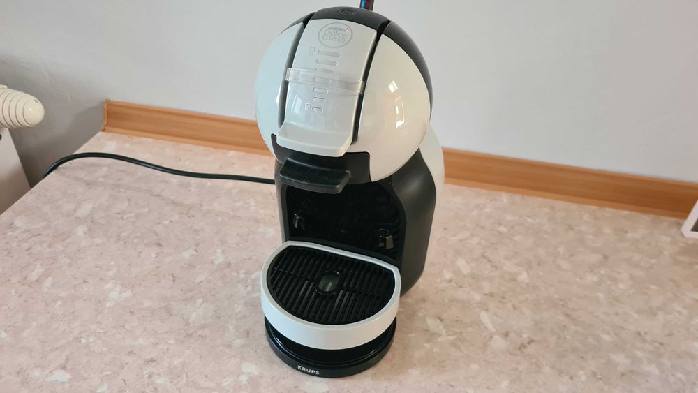 Ekspres do kawy Krups dolce gusto mini me kp123b31 + kapsułki