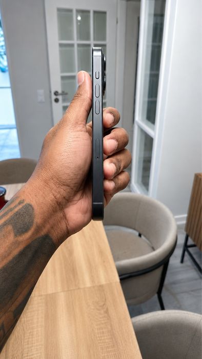 iPhone 16 Pro 128GB – Impecável – Com Fatura