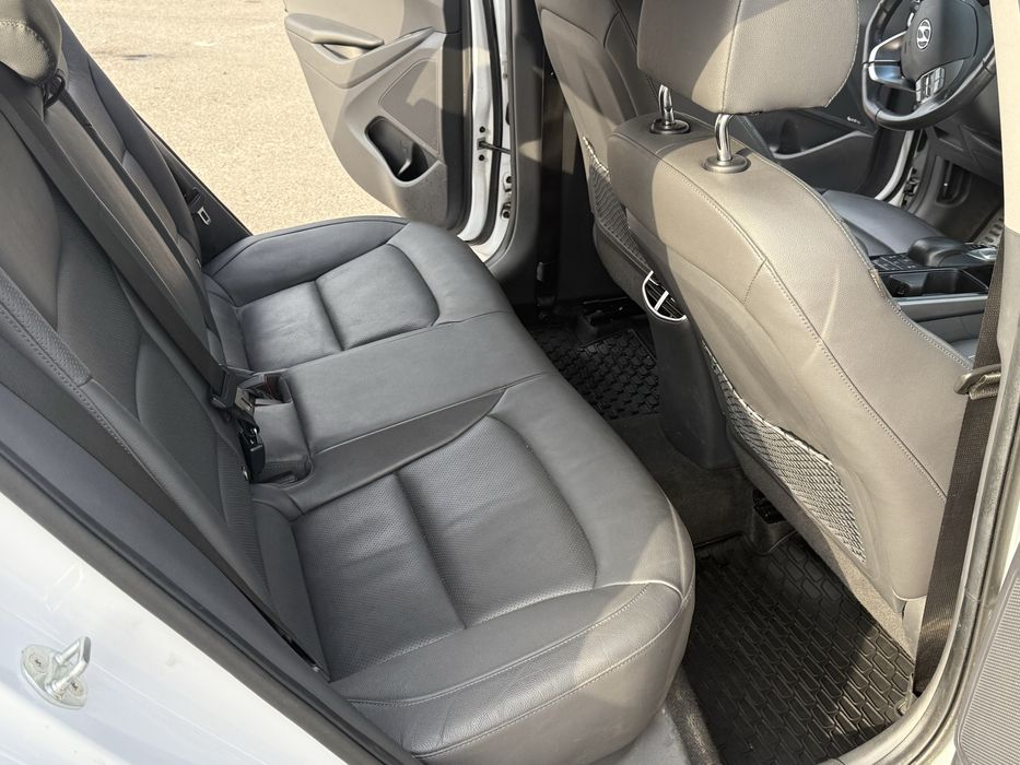 Hyundai Ioniq 2020 38.3 kwh