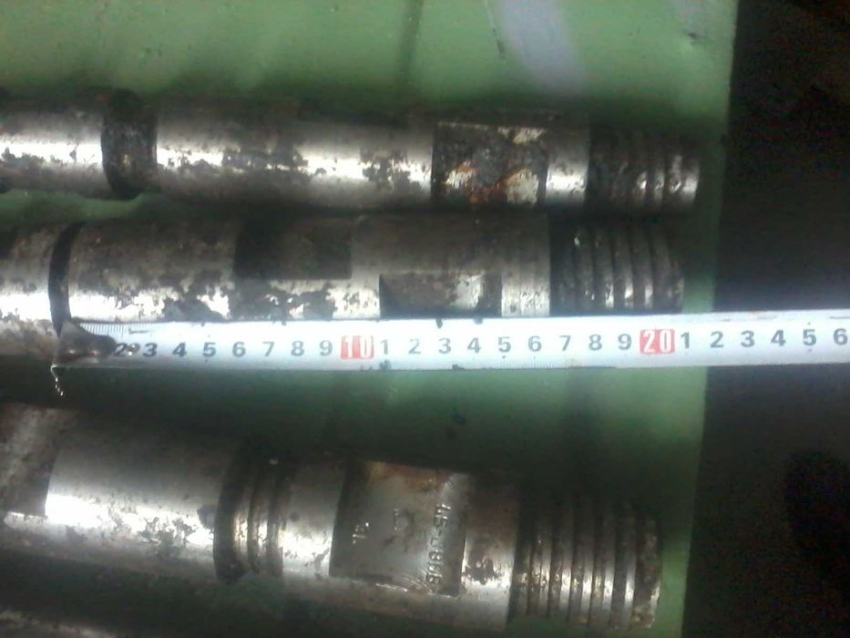 Замок для бурових труб . Муфта. Бурова. Бурова штанга