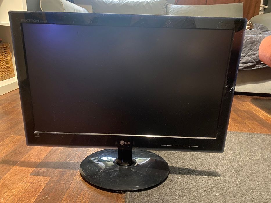 Monitor LG flatron