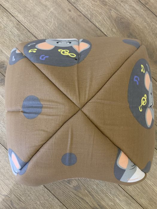 Домік для кошенят