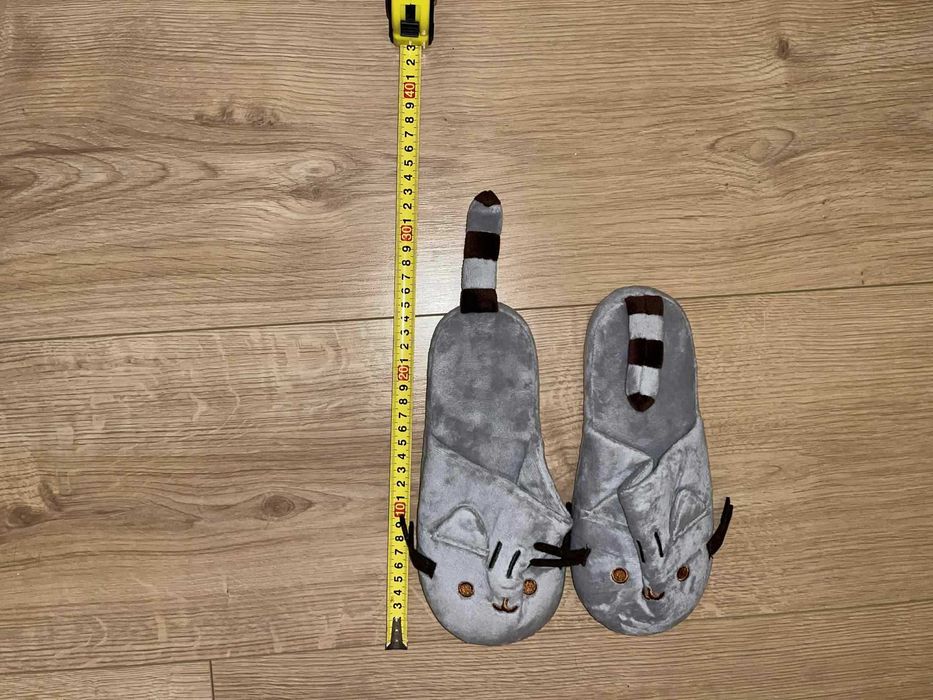 Kapcie w stylu ,,Pusheen"