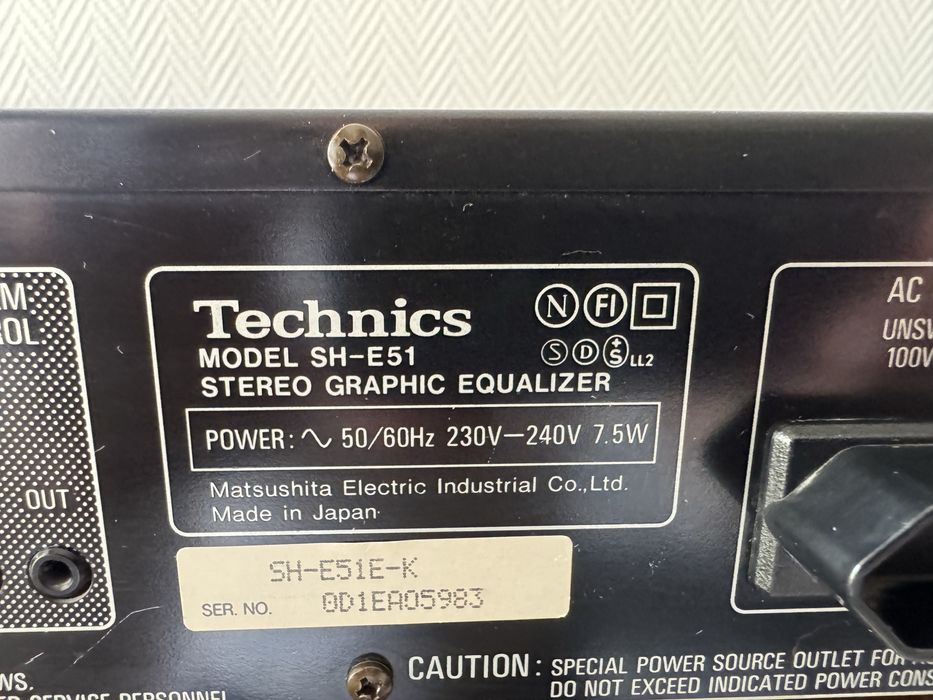 Equalizer Technics SH-E51