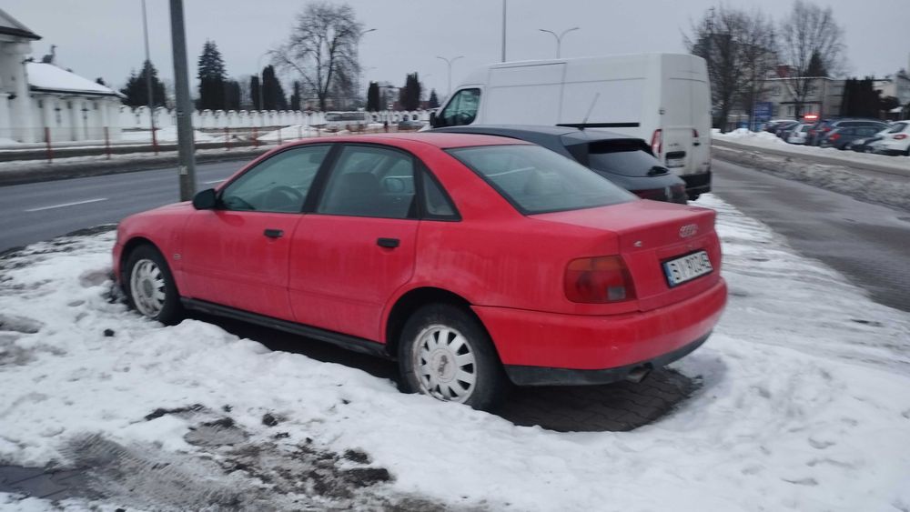 Audi A4 1995rok 1.6 benzyna