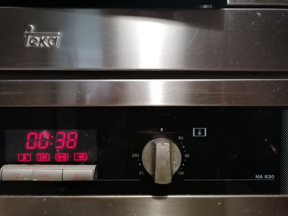 Forno eléctrico de encastrar Teka HA830
