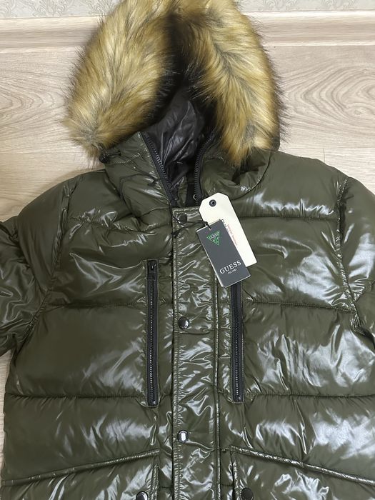 Зимовий пуховик Guess оригінал