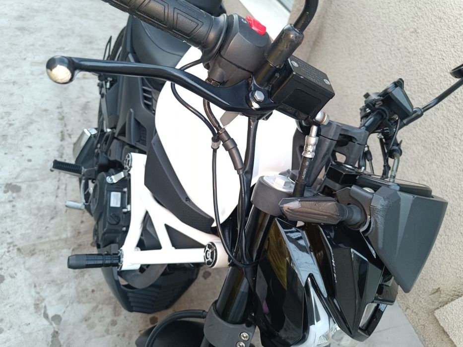 Lifan sr 200,один в таком цвете и форме