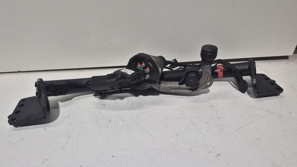 Hak holowniczy elektryczny Mercedes Benz A177.310.2000