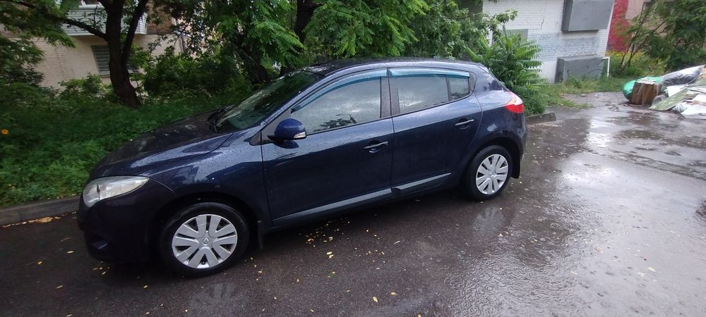 Renault Megane III, 2011 рік 1.5 г/б