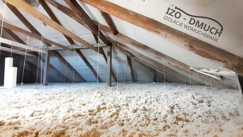 Izolacje Wdmuchiwane - Celuloza / Wełna Skalna / Granulat Styropianowy
