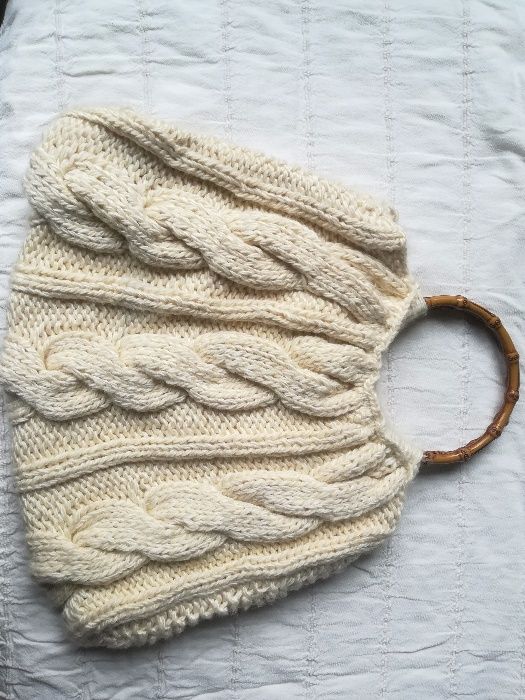 Torebka hand made w kolorze kości słoniowej