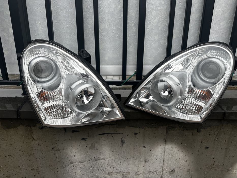 Фара фары левая правая SsangYong Rexton 2006-2012 оригинал