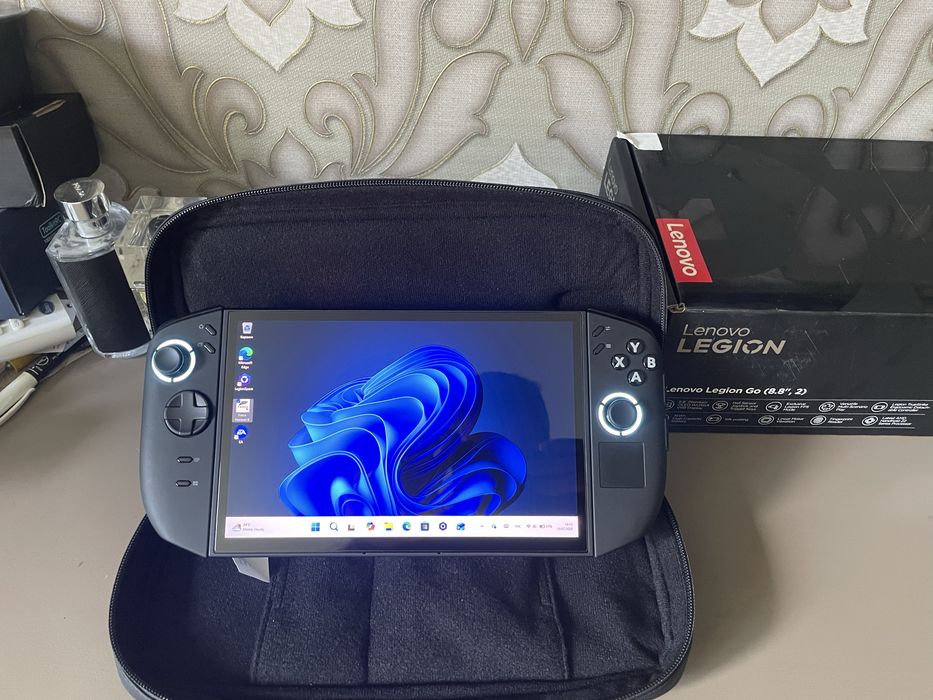 Lenovo Legion GO 2 32GB/1TB 8AHP2 новый полный комплект