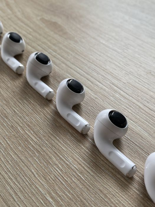 Prawa Słuchawka AirPods Pro A2083 A2084 A2190 Привий навушник Pro 1