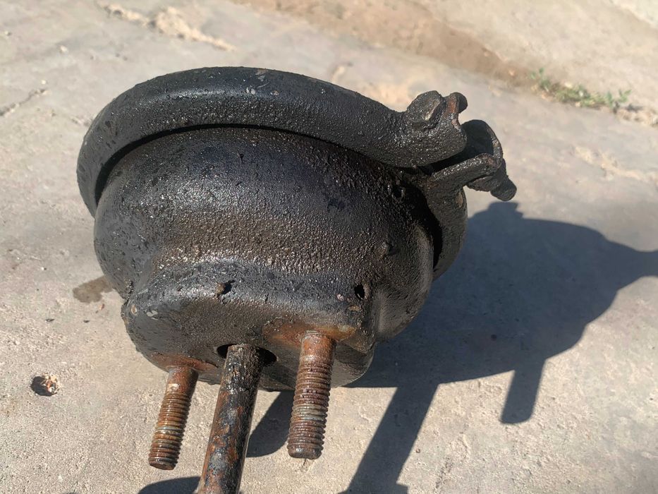 Ричаг гальмівний ( трещітка ) з гальмівною камерою Зіл 131