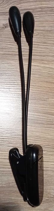 Podwójna lampka led z klipsem i regulacją oświetlenia