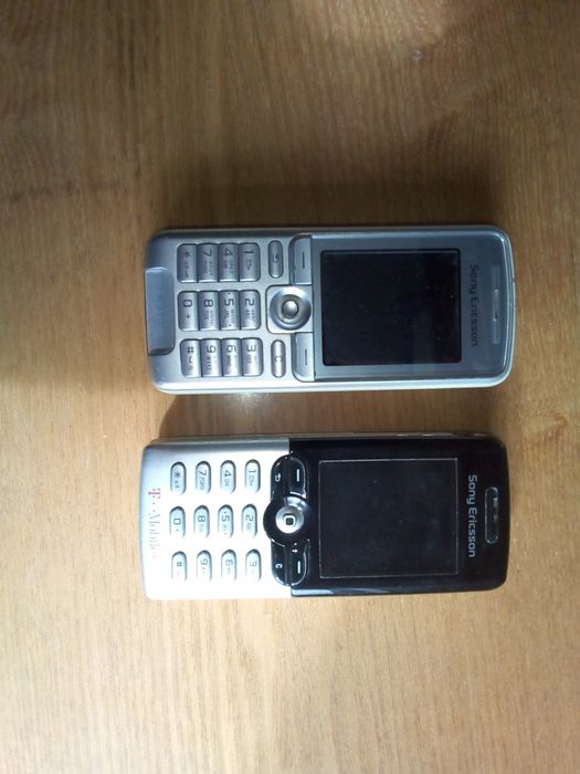 Мобильный телефон