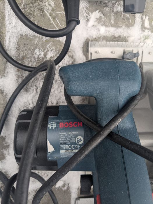 Пилка .торцовка  .ручна