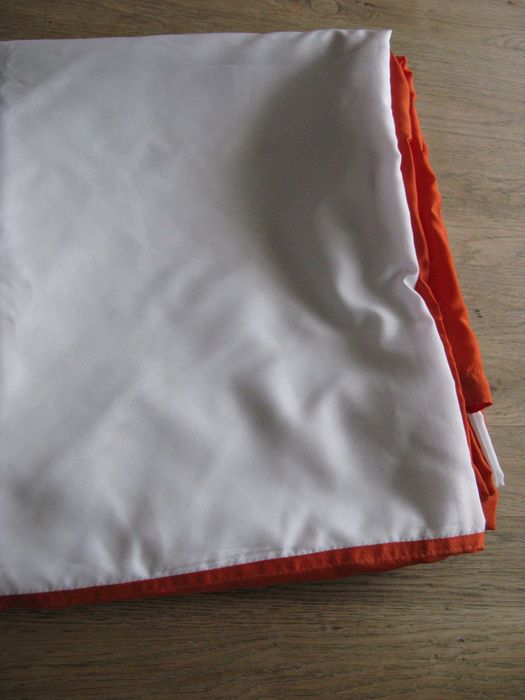 flaga Polski  420 x 130 cm używana