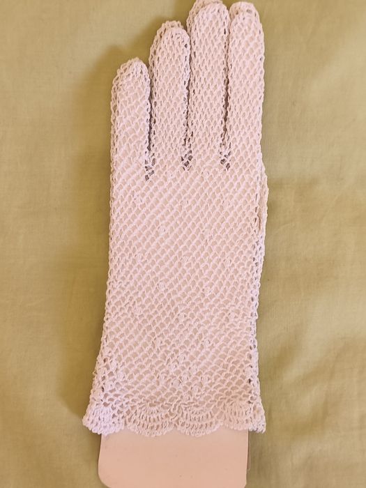 Białe Rękawiczki. Nowe