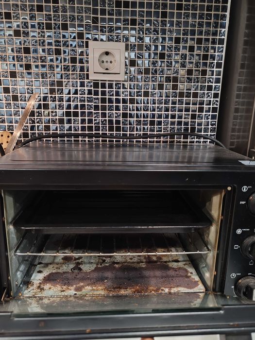 Mini-Forno com dois tabuleiros