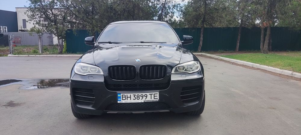 Продам BMW X6 2012