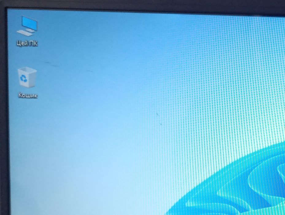 17.3 ноутбук Toshiba/i3-2310M/SSD 256GB/8GB Ram/Батарея 3 години