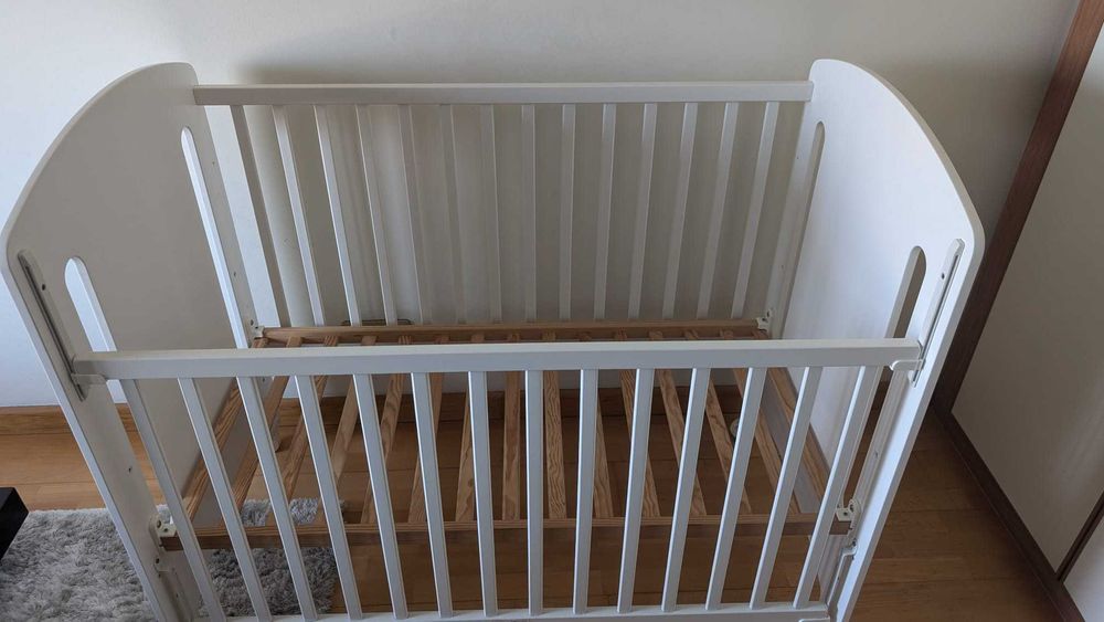 Cama de grades Trama e colchão dolces suenos